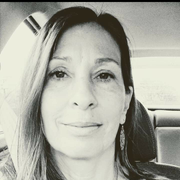 Laura H., Care Companion in Lombard, IL with 22 years paid experience