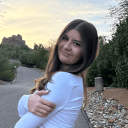 Taylor M., Babysitter in Phoenix, AZ with 1 year paid experience