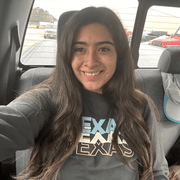 Mia G., Babysitter in Elgin, IL with 3 years paid experience