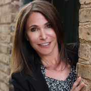 Carolyn K. - Vernon Hills <span class="translation_missing" title="translation missing: en.application.care_types.child_care">Child Care</span>