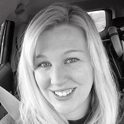 Danielle F. - Flushing <span class="translation_missing" title="translation missing: en.application.care_types.child_care">Child Care</span>