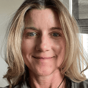 Jennifer H., Babysitter in Moreland, GA 30259 with 20 years of paid experience