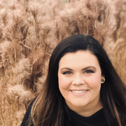Olivia L. - Chattanooga <span class="translation_missing" title="translation missing: en.application.care_types.child_care">Child Care</span>