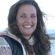 Elizabeth R. - Bellingham Babysitter