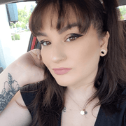 Katelyn C., Pet Care Provider in Edgewater, MD with 12 years paid experience