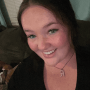 Raylee G., Babysitter in Dunn, NC 28334 with 5 years of paid experience