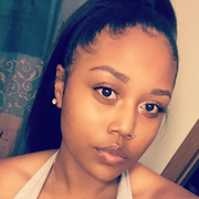 Kymoni W. - Carbondale Nanny
