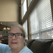Suzanne B., Care Companion in High Ridge, MO 63049 with 14 years paid experience