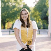 Elizabeth W., Nanny in Chicago, IL with 4 years paid experience