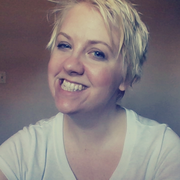 Elizabeth M., Pet Care Provider in Phoenix, AZ with 13 years paid experience