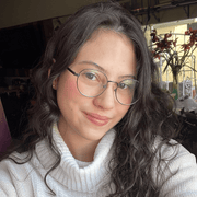 Emilly A., Pet Care Provider in The Lakes, NV with 8 years paid experience