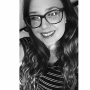 Molly S. - Martinez Babysitter
