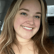 Elizabeth H., Child Care in Sheridan, OR 97378 with 6 years of paid experience