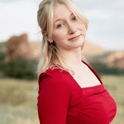 Elizabeth K., Pet Care Provider in Aurora, CO with 2 years paid experience