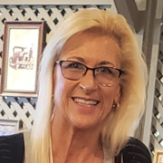 Lisa L. - Crystal Lake Babysitter