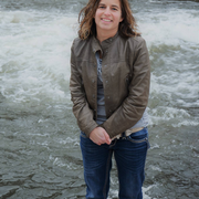 Mindy A. - River Falls Babysitter