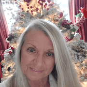 Linda B., Care Companion in Defuniak Spgs, FL with 15 years paid experience