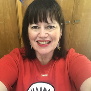 Gwenn R. - Simi Valley <span class="translation_missing" title="translation missing: en.application.care_types.child_care">Child Care</span>