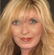 Kathryn D. - Clermont <span class="translation_missing" title="translation missing: en.application.care_types.child_care">Child Care</span>