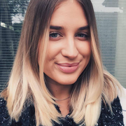 Sophia M. - Glen Ellyn <span class="translation_missing" title="translation missing: en.application.care_types.child_care">Child Care</span>
