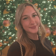 Lexa E., Babysitter in 89005 with 0 years of paid experience