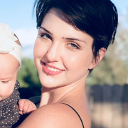 Julia O. - Los Angeles <span class="translation_missing" title="translation missing: en.application.care_types.child_care">Child Care</span>