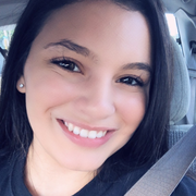 Elizabeth G. - Elsa Babysitter