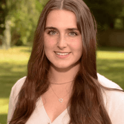 Lindsay V., Babysitter in Oyster Bay, NY with 1 year paid experience