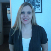 Holly H., Pet Care Provider in Springfield, OR 97477 with 1 year paid experience