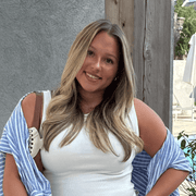 Chloe S., Nanny in Nantucket, MA 02554 with 5 years of paid experience