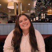 Violett H., Nanny in Beverly Shores, IN 46301 with 6 years of paid experience