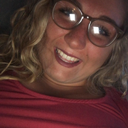 Brooke L. - New London Babysitter