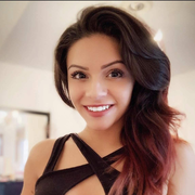 Nadia C. - Streamwood Babysitter