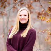 Abigail G., Babysitter in 60614 with 15 years of paid experience