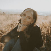 Decari L., Babysitter in Yakima, WA 98908 with 4 years of paid experience