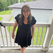 Brenna L., Babysitter in Fremont, NH 03044 with 8 years of paid experience