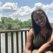 April R., Nanny in 60614 with 6 years of paid experience