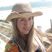 Martha Q., Nanny in Woodland Hills, CA with 15 years paid experience