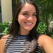 Valeria R. - Port Saint Lucie <span class="translation_missing" title="translation missing: en.application.care_types.child_care">Child Care</span>