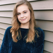 Holly H. - Buffalo Grove Babysitter