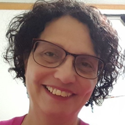 Dione V., Pet Care Provider in Elkridge, MD 21075 with 1 year paid experience