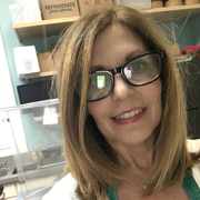 Elizabeth “robin” B. - Metairie <span class="translation_missing" title="translation missing: en.application.care_types.child_care">Child Care</span>