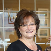 Kellie M. - Smyrna <span class="translation_missing" title="translation missing: en.application.care_types.child_care">Child Care</span>