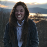 Lauren D. - Queensbury Babysitter