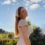 Ashlyn L., Pet Care Provider in Northridge, CA with 1 year paid experience