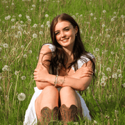 Olivia T., Nanny in 98045 with 4 years of paid experience