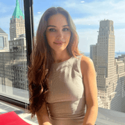 Jona I., Babysitter in 11101 with 10 years of paid experience