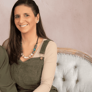 Aline M., Care Companion in Schaumburg, IL with 1 year paid experience