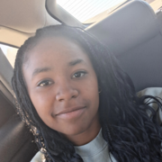 Ellie S., Nanny in Decorah, IA 52101 with 4 years of paid experience