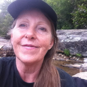 Leeanne S. - Asheville Pet Care Provider